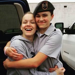 Meet your Posher, Taylor